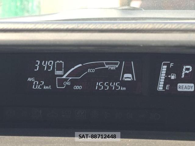 Toyota AQUA 2017-05 8072791-28
