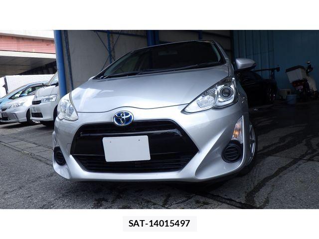 Toyota AQUA 2015-10 8072830-3