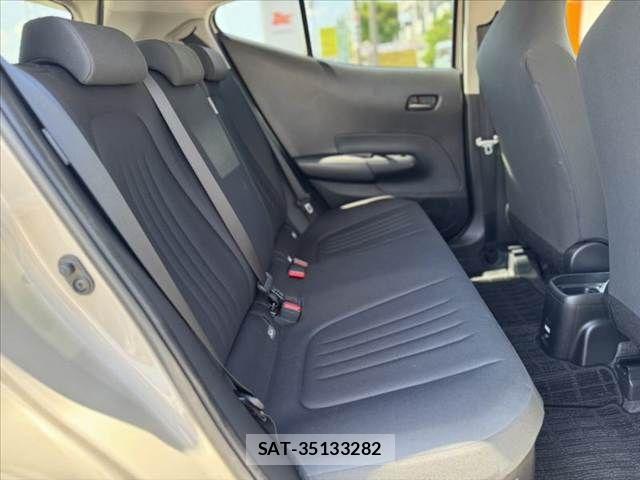 Toyota AQUA 2023-07 8072785-18