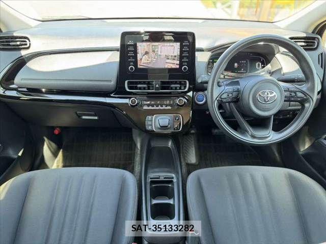 Toyota AQUA 2023-07 8072785-1