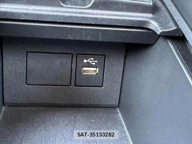 Toyota AQUA 2023-07 8072785-25