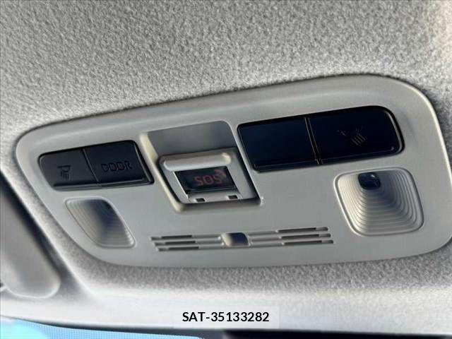 Toyota AQUA 2023-07 8072785-27