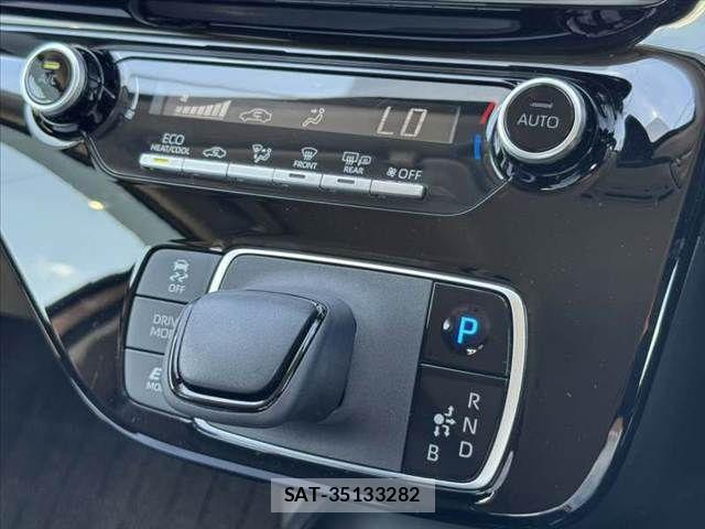 Toyota AQUA 2023-07 8072785-4