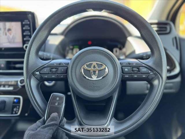 Toyota AQUA 2023-07 8072785-5
