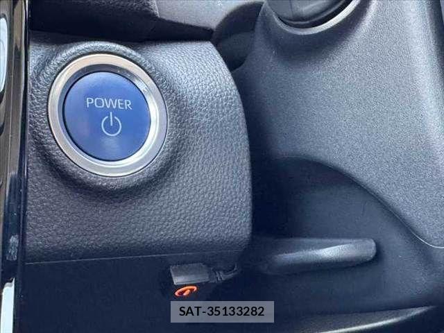 Toyota AQUA 2023-07 8072785-6