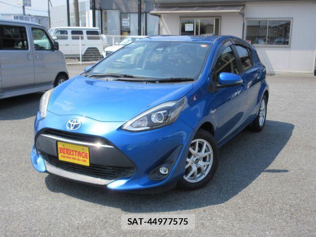 Toyota AQUA 2017-09 8072813-0