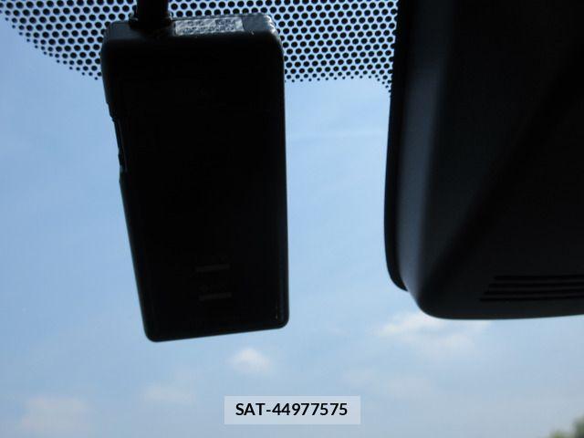 Toyota AQUA 2017-09 8072813-9