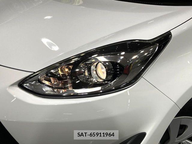 Toyota AQUA 2021-05 8072797-11