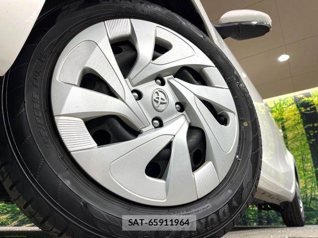 Toyota AQUA 2021-05 8072797-12