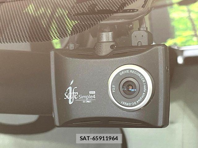 Toyota AQUA 2021-05 8072797-3