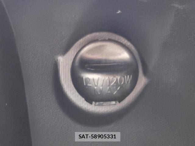 Toyota AQUA 2013-07 8072571-20