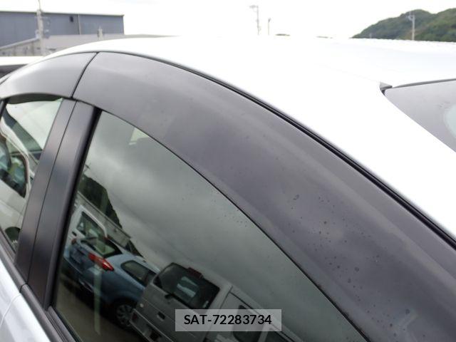 Toyota AQUA 2022-10 8072786-25