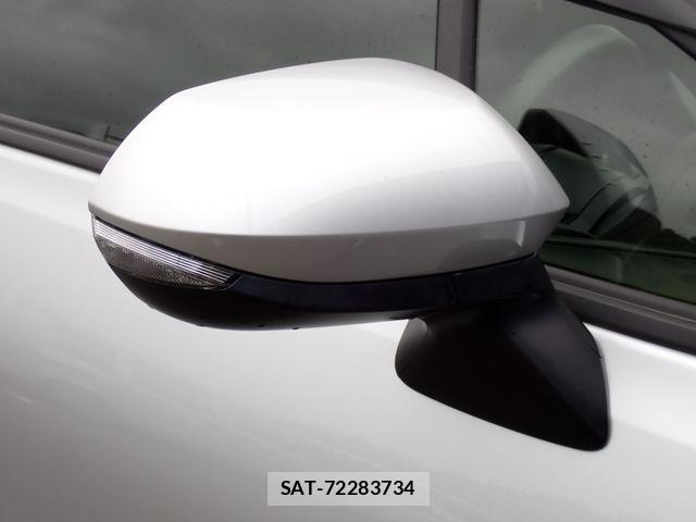 Toyota AQUA 2022-10 8072786-26