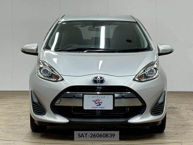 Toyota AQUA 2018-11 8072800-14