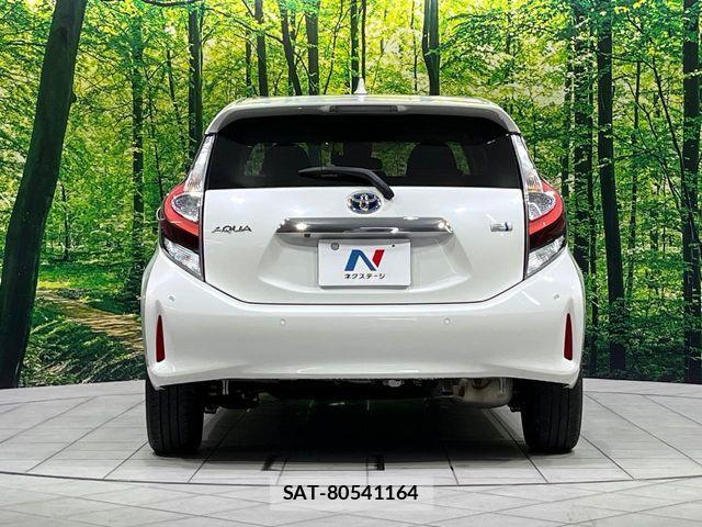 Toyota AQUA 2021-04 8072783-15