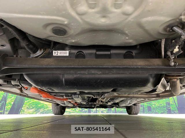Toyota AQUA 2021-04 8072783-19