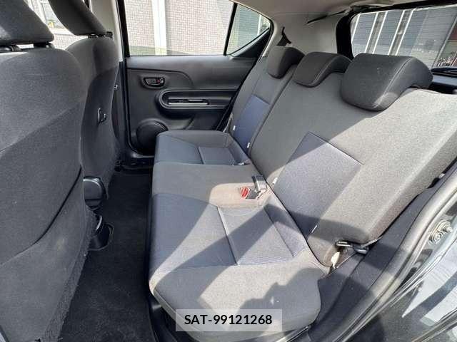 Toyota AQUA 2016-03 8072814-11