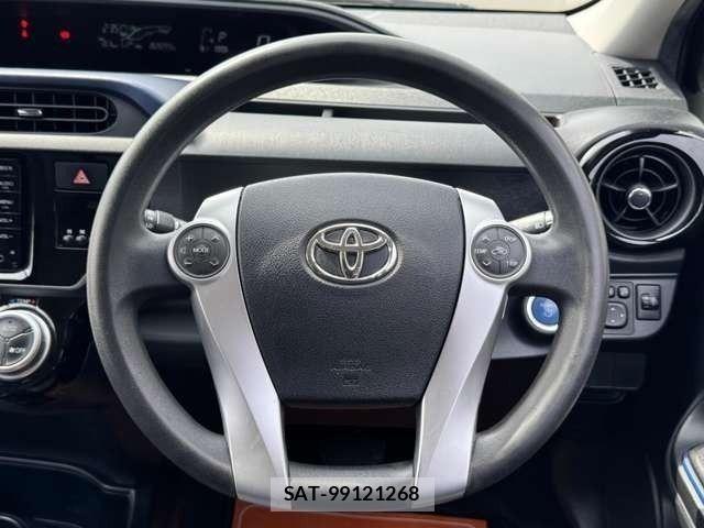Toyota AQUA 2016-03 8072814-13