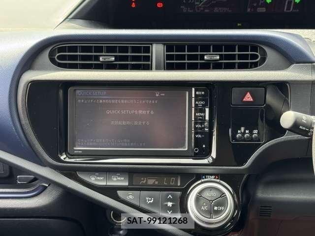 Toyota AQUA 2016-03 8072814-23