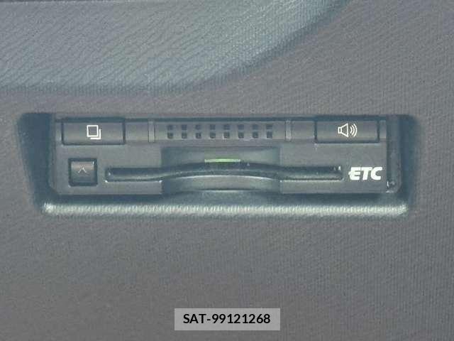 Toyota AQUA 2016-03 8072814-28