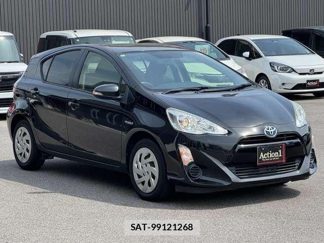 Toyota AQUA 2016-03 8072814-6
