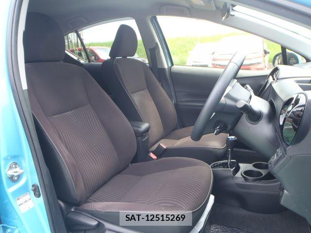 Toyota AQUA 2016-02 8072804-9