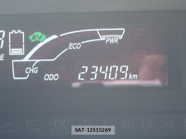 Toyota AQUA 2016-02 8072804-26