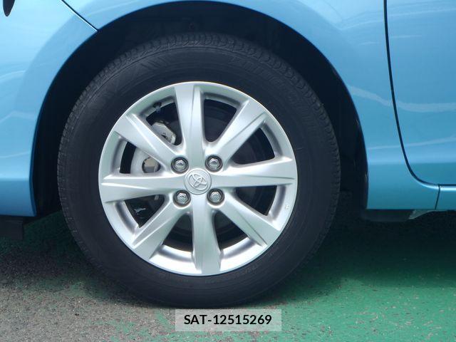 Toyota AQUA 2016-02 8072804-7