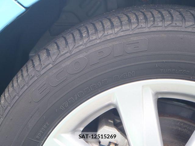 Toyota AQUA 2016-02 8072804-8