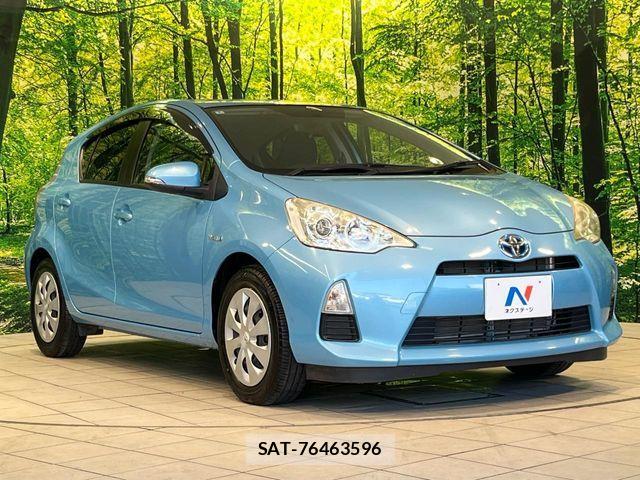 Toyota AQUA 2012-03 8072818-15