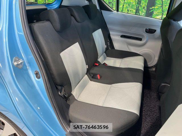 Toyota AQUA 2012-03 8072818-8