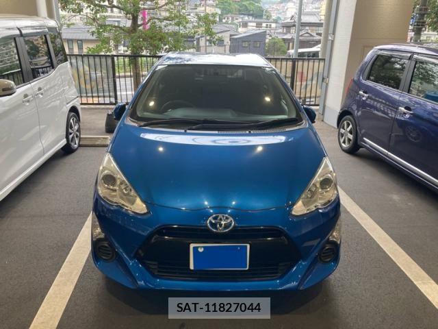 Toyota AQUA 2016-07 8072827-0