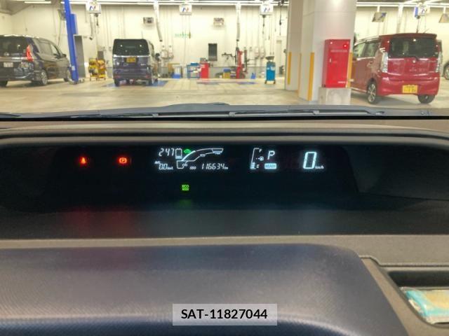 Toyota AQUA 2016-07 8072827-18