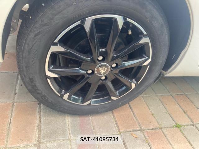 Toyota AQUA 2012-08 8072843-2