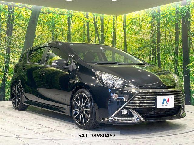 Toyota AQUA 2015-08 8072796-15