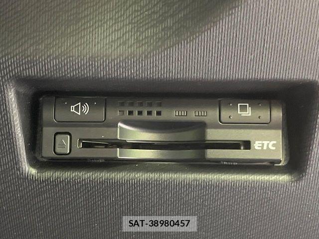 Toyota AQUA 2015-08 8072796-4
