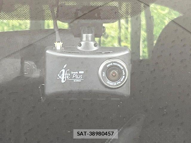 Toyota AQUA 2015-08 8072796-5