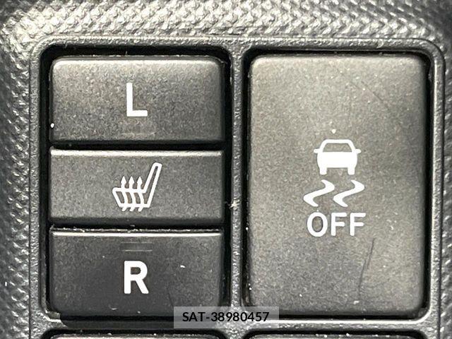 Toyota AQUA 2015-08 8072796-6