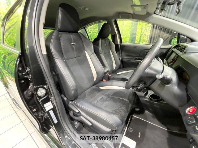 Toyota AQUA 2015-08 8072796-7