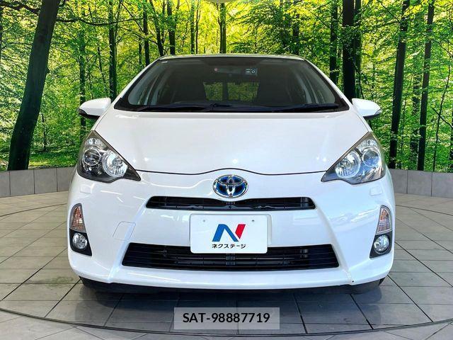 Toyota AQUA 2013-06 8072825-13