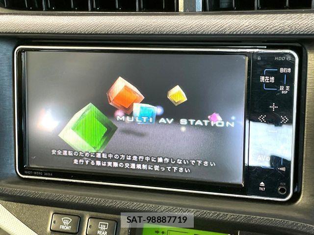 Toyota AQUA 2013-06 8072825-2