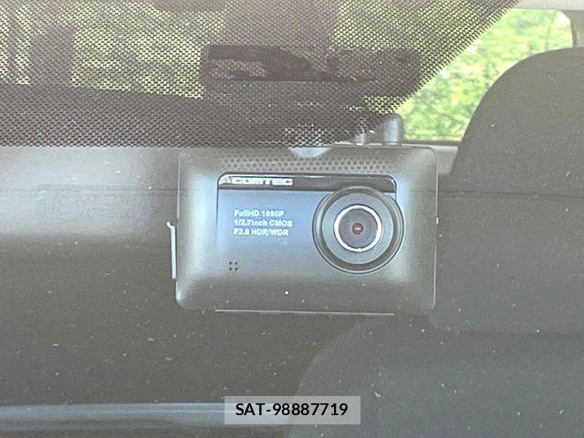 Toyota AQUA 2013-06 8072825-6