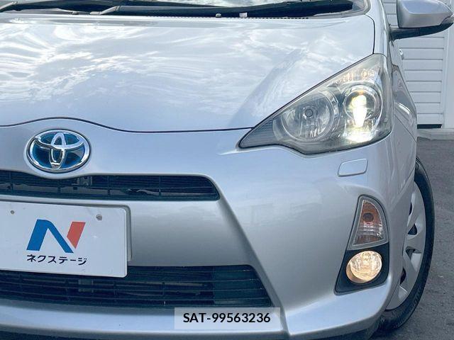Toyota AQUA 2013-02 8072544-11