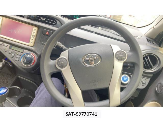 Toyota AQUA 2012-03 8072844-19