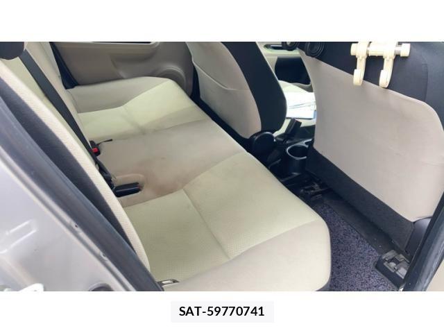 Toyota AQUA 2012-03 8072844-22