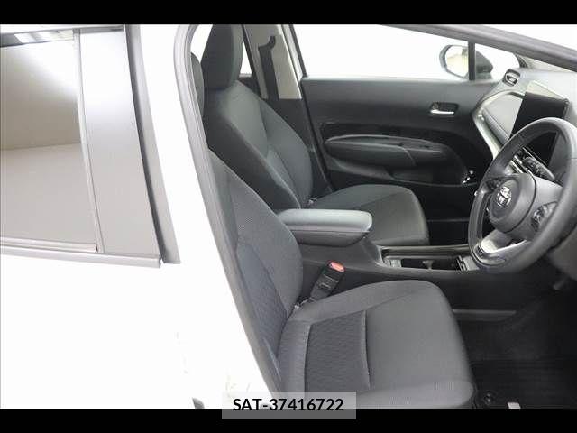 Toyota AQUA 2023-11 8072782-10