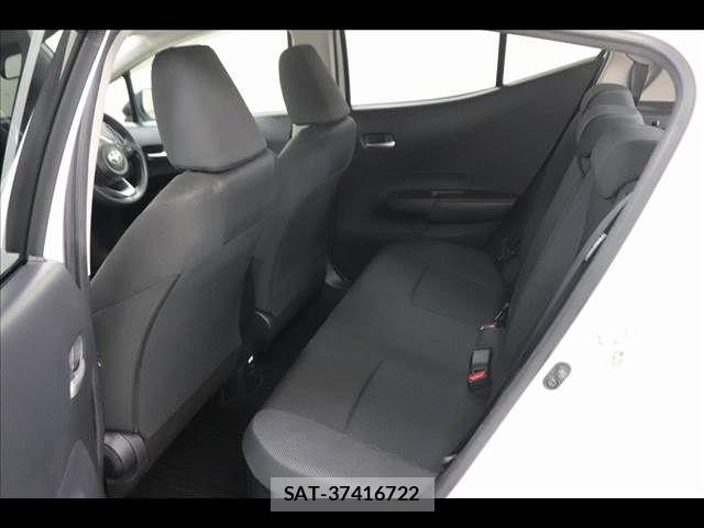 Toyota AQUA 2023-11 8072782-12