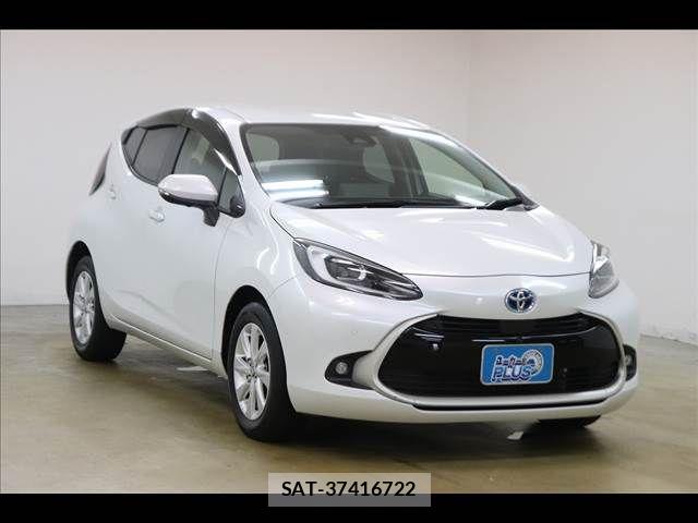 Toyota AQUA 2023-11 8072782-17