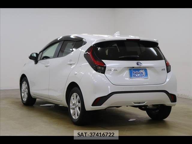 Toyota AQUA 2023-11 8072782-19
