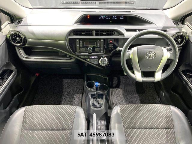 Toyota AQUA 2015-07 8072807-1